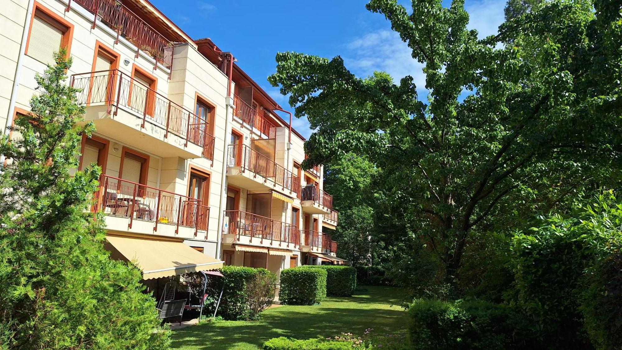 Sunny Apartman Шиофок Экстерьер фото